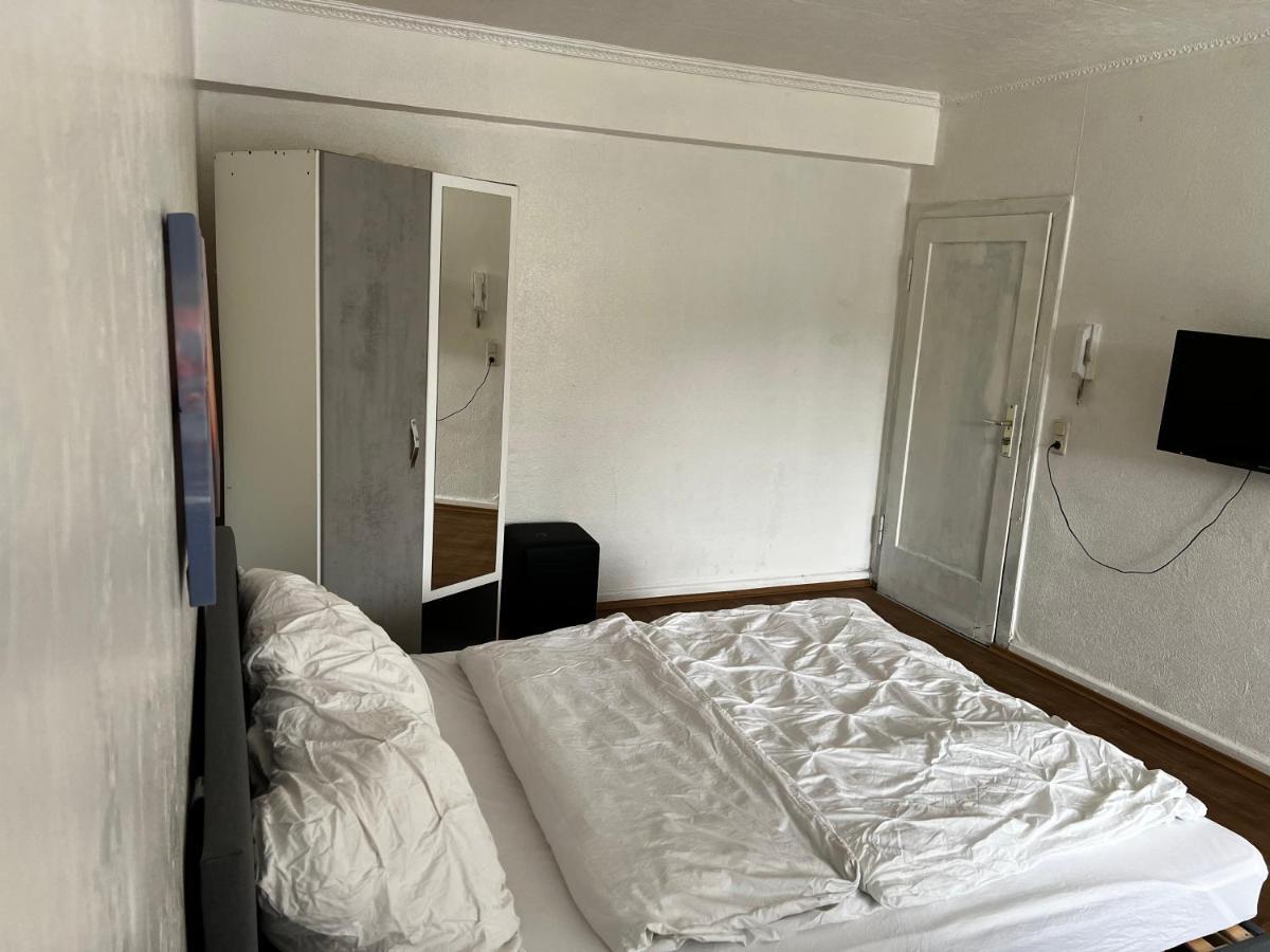 Moebliertes Wohnung Am Geroweiher Moenchengladbach Ngoại thất bức ảnh